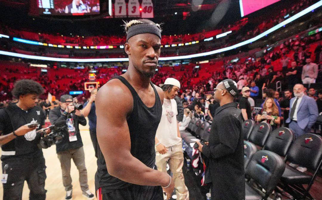 Yabo Sports-热火前途光明！，巴特勒新星锐不可当表现突出赢得满堂喝彩-Yabo Sports