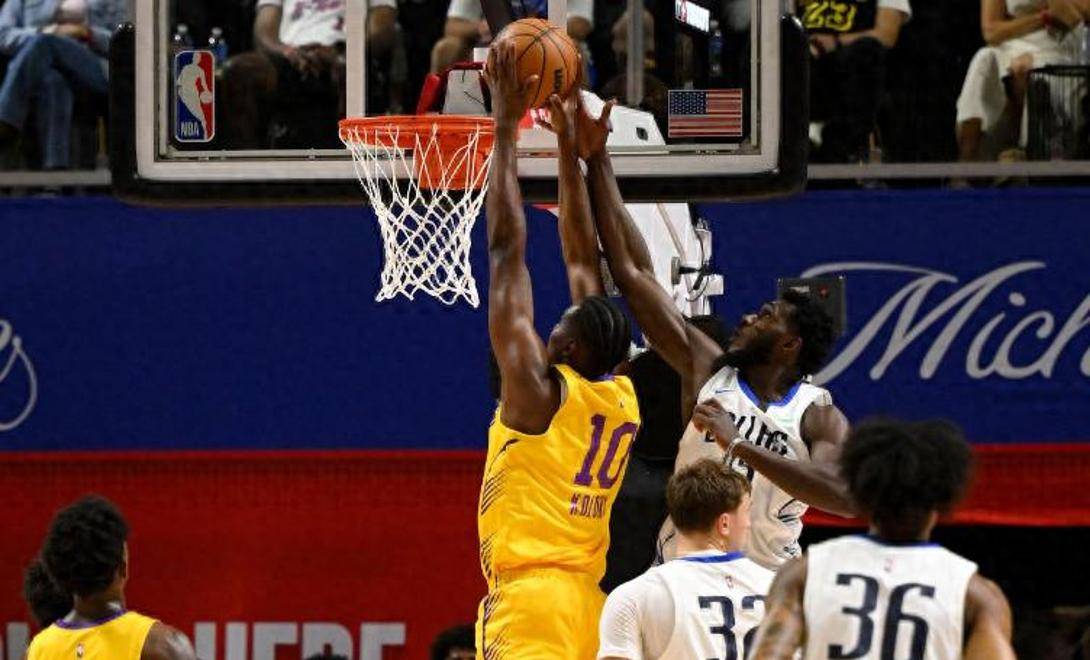 亚博体育-湖人前途光明！，Ming新星持续失利表现突出观众掌声雷动-亚博体育