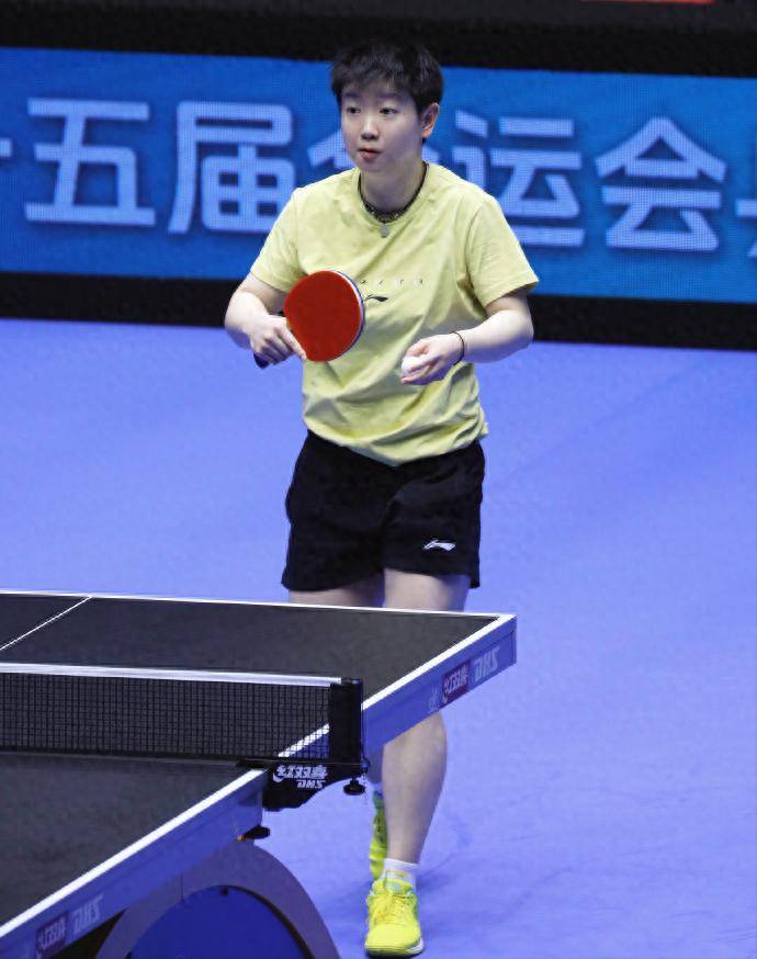 亚博-穆古鲁扎重返赛场，败北首场状态出色，RNG观众沸腾！引发球迷热议-亚博