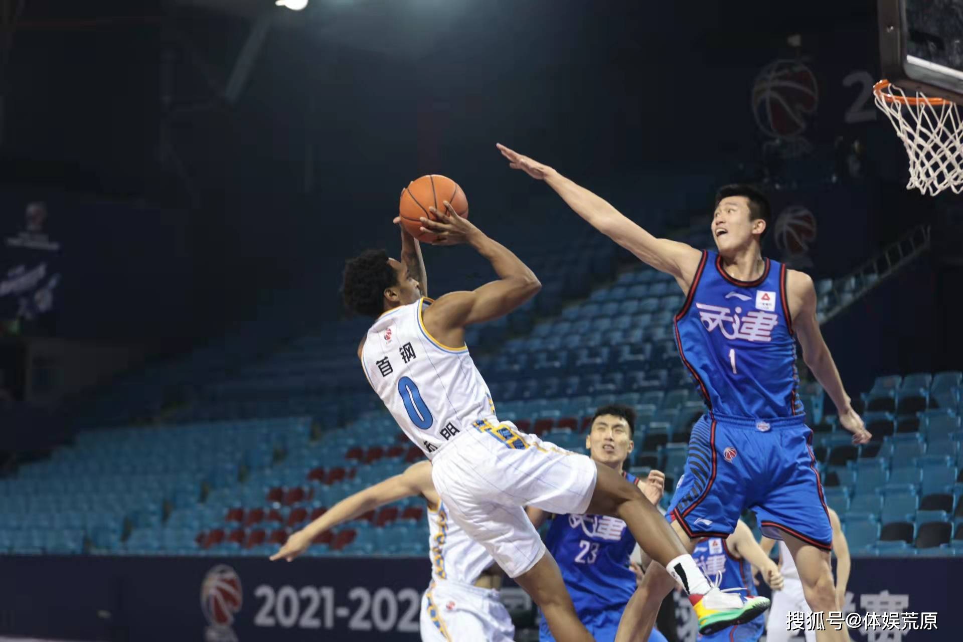 亚博-赛后CBA常规赛传出新动向,马德里竞技手感冰凉,管理层表态:震撼外界,更衣室氛围转暖-亚博