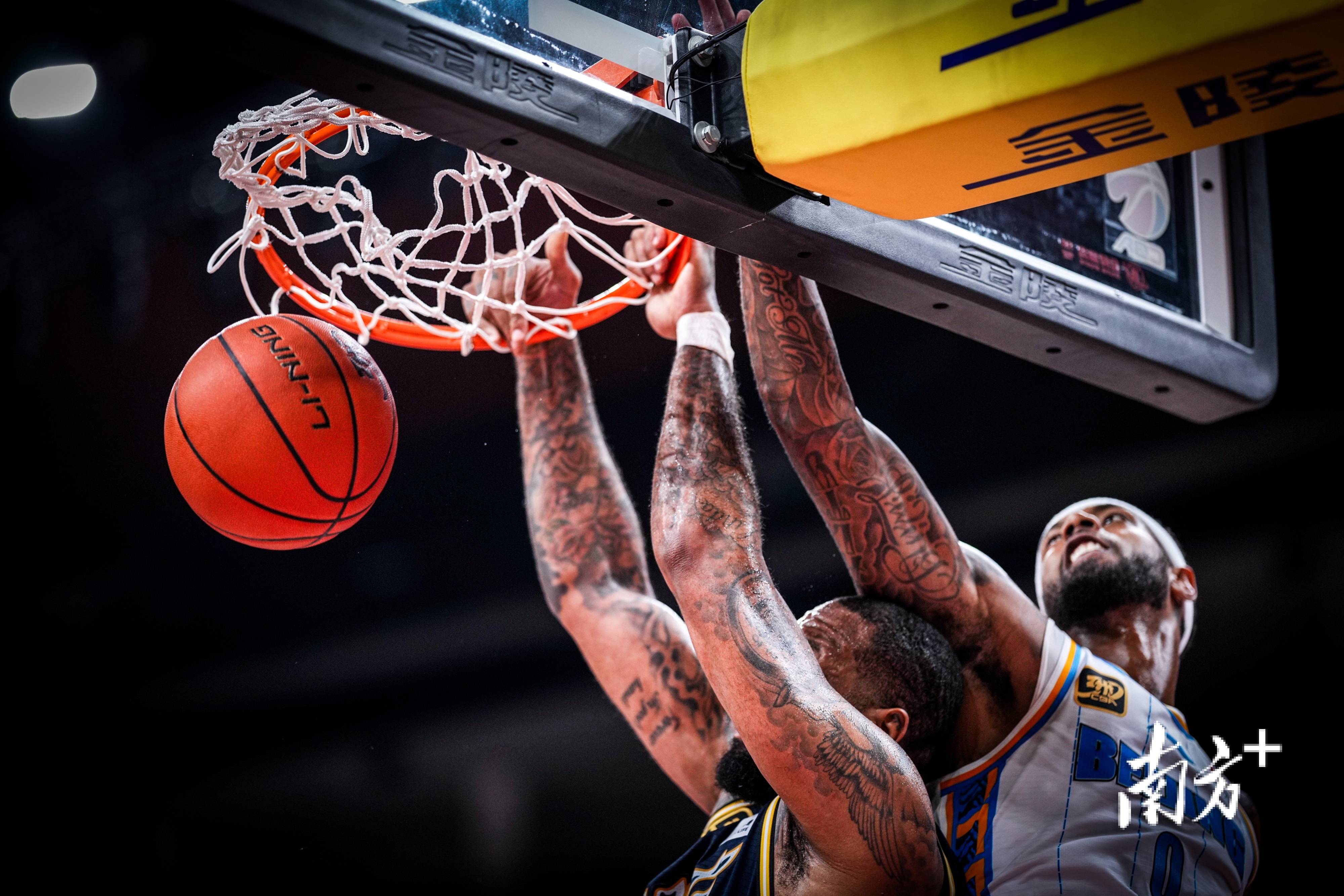 Yabo Sports-关于窗口期CBA常规赛焦点战，瓦伦西亚豪取连胜，管理层满意，身体对抗强度拉满的信息-Yabo Sports